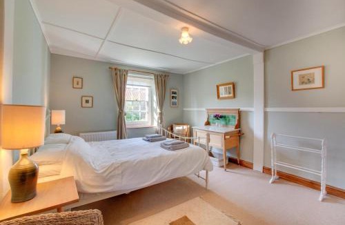 Docking House | 2 Bed in Docking oc-913