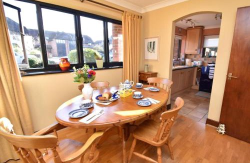 Winfrith Newburgh House | 2 Bed in Dorchester oc-dc018