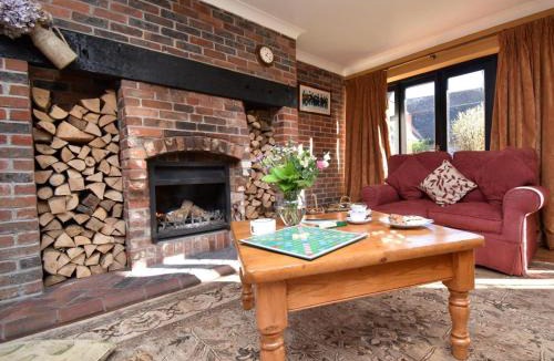Winfrith Newburgh House | 2 Bed in Dorchester oc-dc018