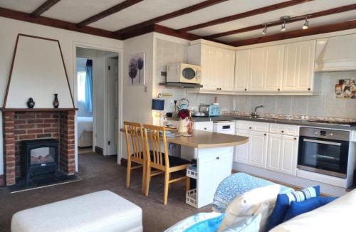 Galmpton House | 2 Bed in Galmpton oc-bx008