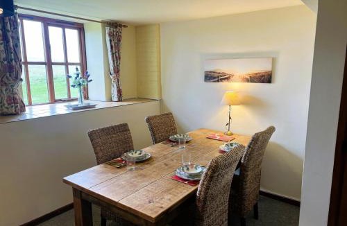 Godshill House | 2 Bed in Godshill oc-ic106
