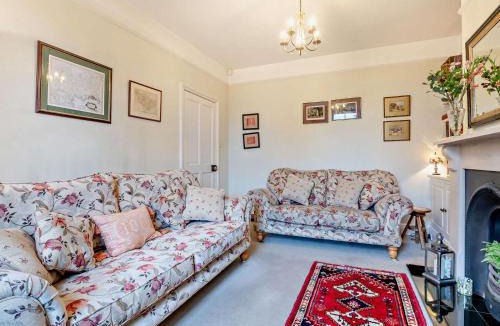 Harrogate House | 2 Bed in Harrogate oc-hh037
