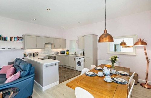 Torrington Cottage | 2 Bed in Langtree (oc-w29909)
