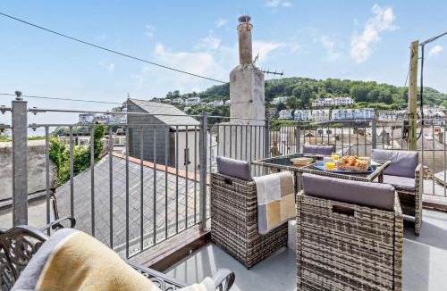 Looe House | 2 Bed in Looe oc-b27563