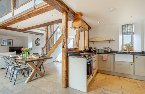 Bodham Cottage | 2 Bed in Lower Bodham (oc-n29590)