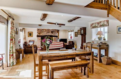 Wincle House | 2 Bed in Macclesfield oc-pk928