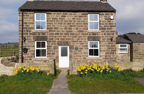 Crich Cottage | 2 Bed in Matlock (oc-dcbeau)