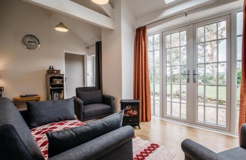 Carlton-in-Cleveland House | 2 Bed in Middlesbrough oc-75544