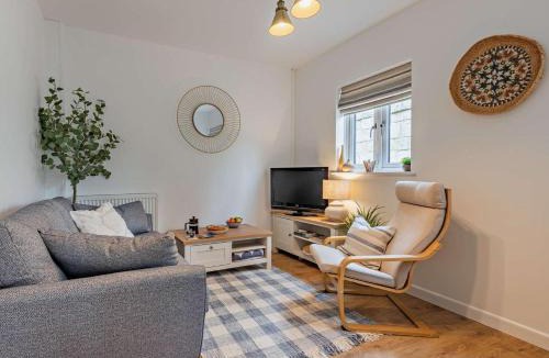 Southwell House | 2 Bed in Portland oc-94598