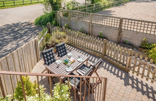Shipham Cottage | 2 Bed in Shipham (oc-s31934)