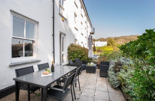 Porthcurno Apartment | 2 Bed in St. Levan (oc-p00851)