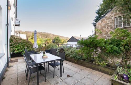 Porthcurno Apartment | 2 Bed in St. Levan oc-p00851