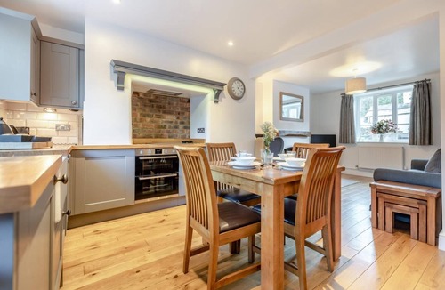 Sticklepath Cottage | 2 Bed in Sticklepath (oc-l33312)