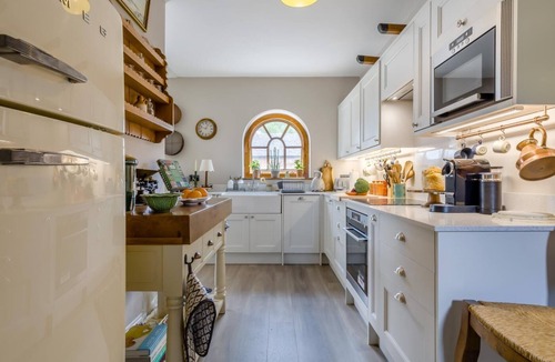 Tunstead Cottage | 2 Bed in Tunstead (oc-o32203)