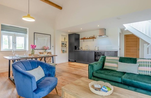Heathfield Cottage | 2 Bed in Waldron (oc-v33536)