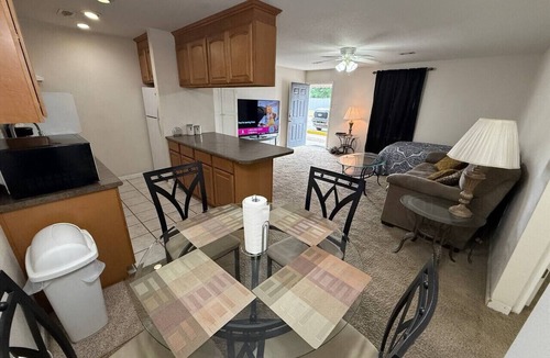 Sulphur Apartment | 2-bed Plant/Construction Crew Housing
