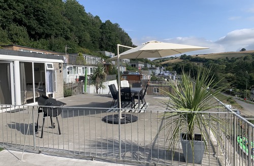 Millendreath Villa | 2 bed Villa, Large terrace with breath taking views only 3 minutes to the beach!