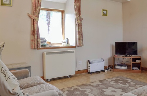 Snowdonia National Park Cottage | 2 bedroom accommodation in Capel Curig, near Betws-y-Coed