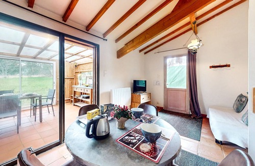 Sainte-Alvere House | 2 bedroom nice home in Val de Louyre et Caude