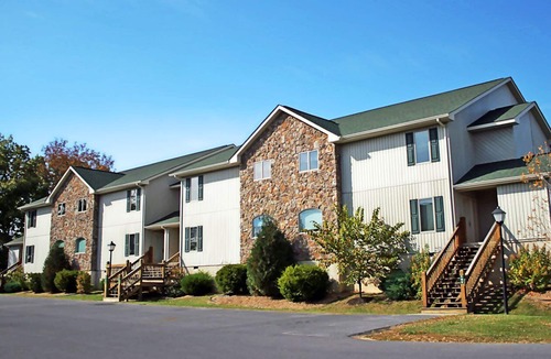 McGaheysville Condo | 2 Bedroom 2 Bath Water park Resort!