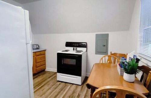 Farmers Cabin | 2 Bedroom A-Frame Cabin Near Sheltowee Trace & MSU