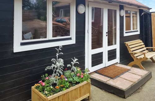 Tilney Fen End Cottage | 2 bedroom accommodation in West Walton