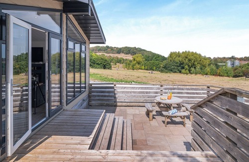 Cannington Ski Chalet | 2 bedroom accommodation in Cannington