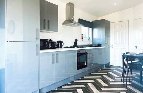 Kilwinning Cottage | 2 bedroom accommodation in Kilwinning