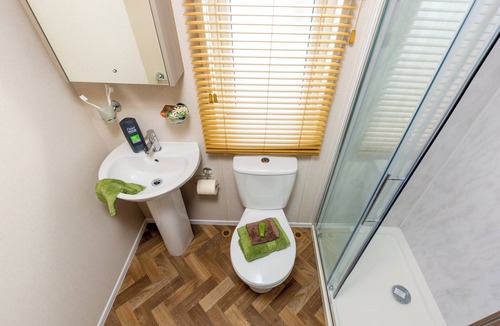 Inverurie Ski Chalet | 2 bedroom accommodation in Nr Kintore