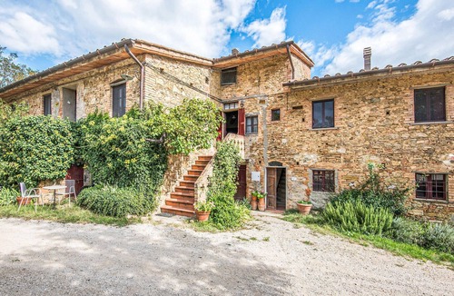 Gambassi Terme Apartment | 2 bedroom accommodation in Gambassi FI