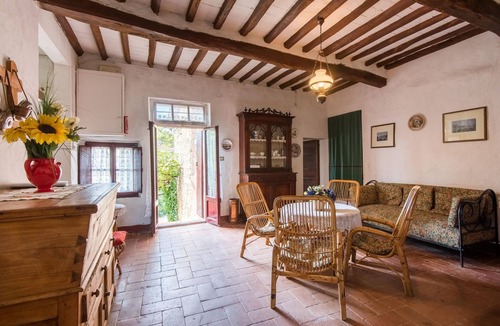 Gambassi Terme Apartment | 2 bedroom accommodation in Gambassi FI