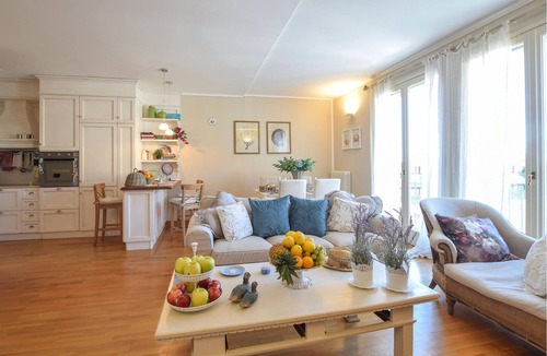 Pietrasanta Apartment | 2 bedroom accommodation in Pietrasanta