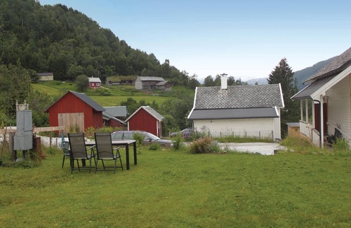 Vossestrand Apartment | 2 bedroom accommodation in Vossestrand
