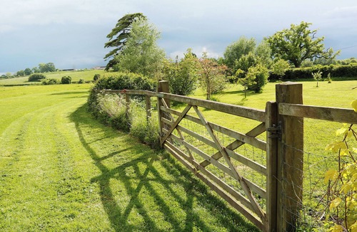 Blackford Cottage | 2 bedroom accommodation in South Barrow, near Yeovil