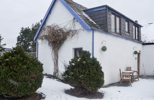 Carrbridge Cottage | 2 bedroom accommodation in Carrbridge, near Aviemore