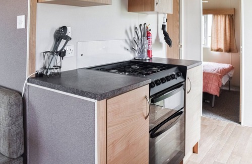 Leysdown-on-Sea Cottage | 2 bedroom accommodation in Faversham