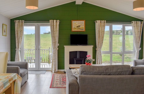 East Woodyates Cottage | 2 bedroom accommodation in Pentridge