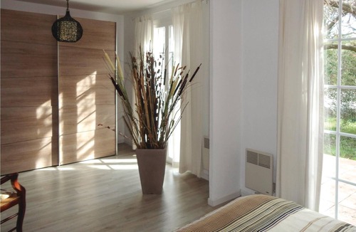 Montagnac House | 2 bedroom accommodation in Montagnac