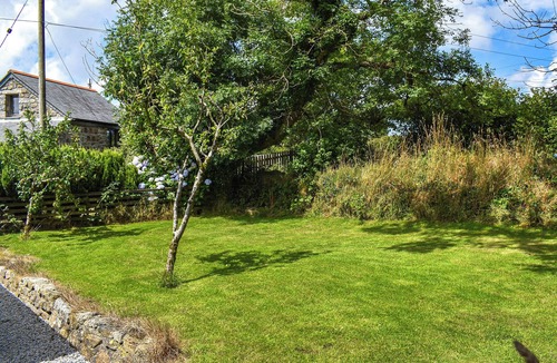 Camborne Cottage | 2 bedroom accommodation in Troon, near Camborne