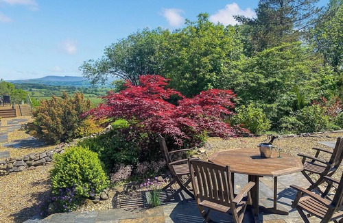 Llansadwrn Cottage | 2 bedroom accommodation in Taliaris, near Llandeilo