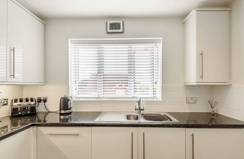 Pleasley Cottage | 2 bedroom accommodation in Pleasley, near Chesterfield