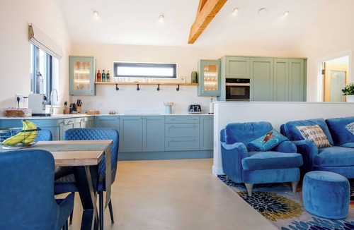 Cowes Cottage | 2 bedroom accommodation in Thorness
