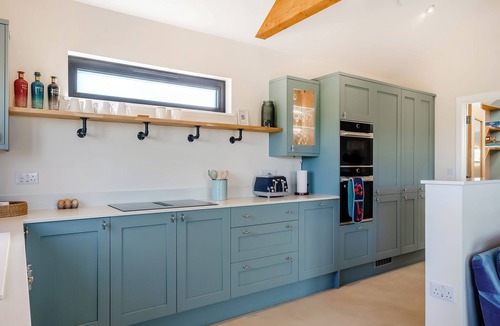 Cowes Cottage | 2 bedroom accommodation in Thorness