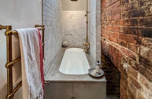 Ticehurst Cottage | 2 bedroom accommodation in Ticehurst, near Battle
