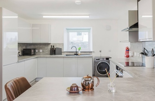 Isle of Lewis Cottage | 2 bedroom accommodation in Achmore