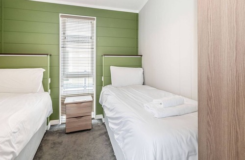 Yaxham Cabin | 2 bedroom accommodation in Yaxham, Dereham