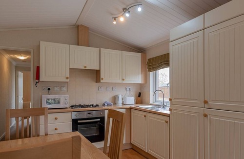 Yaxham Cabin | 2 bedroom accommodation in Yaxham, Dereham