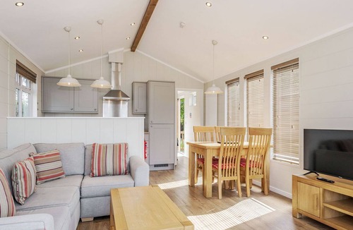 Yaxham Cabin | 2 bedroom accommodation in Yaxham, Dereham