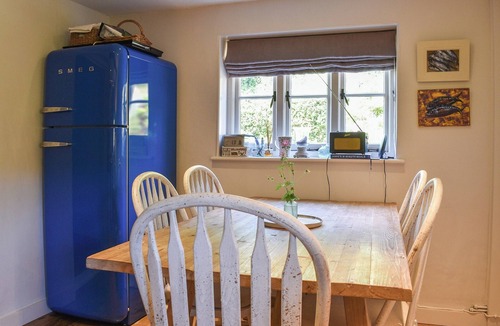 Holmbury St Mary Cottage | 2 bedroom accommodation in Holmbury St Mary, near Dorking