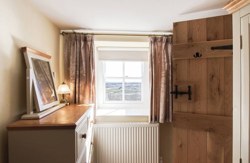 Holyhead Cottage | 2 bedroom accommodation in Holyhead Mountain, near Trearddur Bay